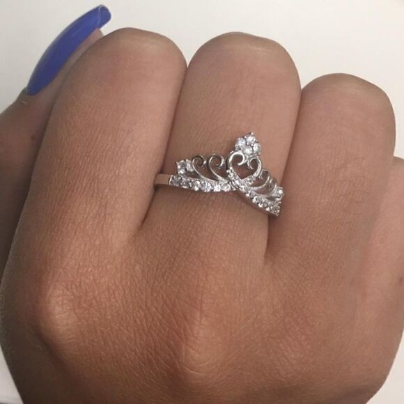 Sterling Silver Diamond Princess Crown Tiara Ring - Picture 6 of 7